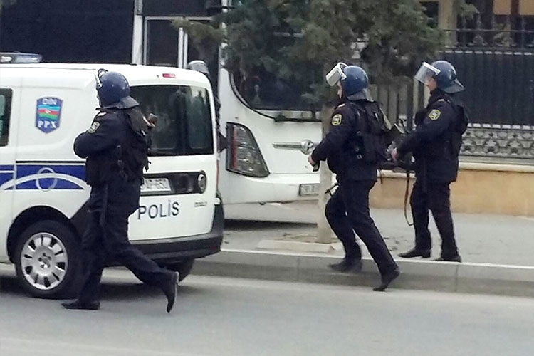 Polis Şirvanda əməliyyat keçirdi - TUTULAN VAR -FOTO
