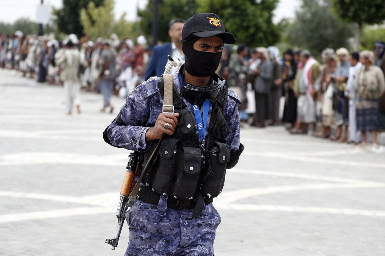 الحوثيون يعلنون سقوط 5 قتلى و6 جرحى في الضربات الأميركية والبريطانية باليمن