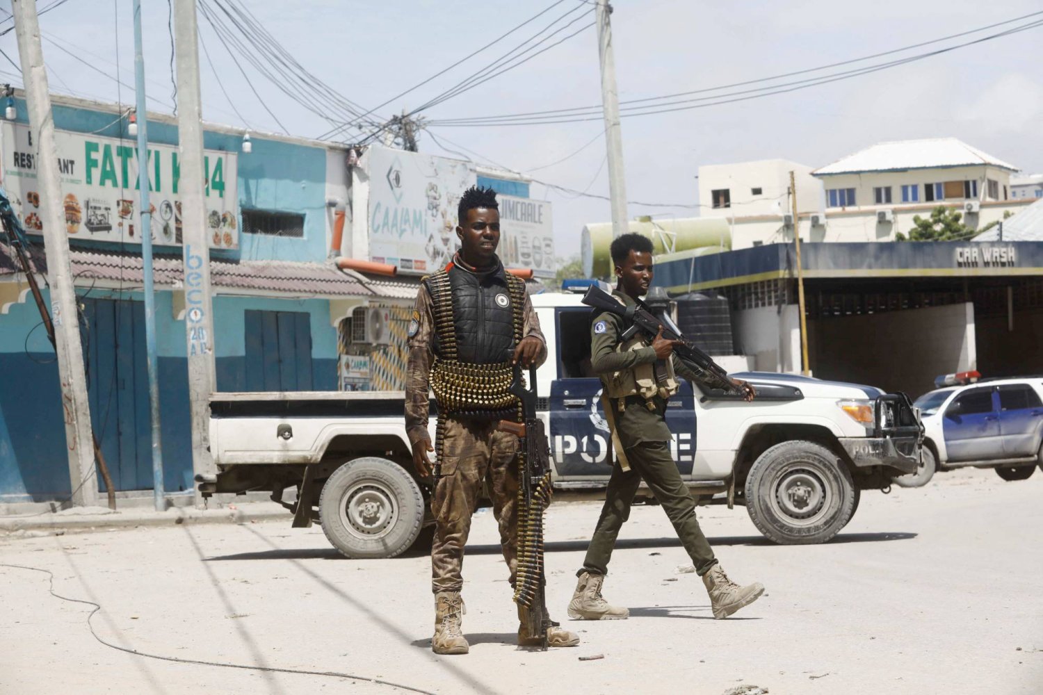 الصومال: 3 قتلى بتفجير انتحاري قرب بلدية مقديشو
