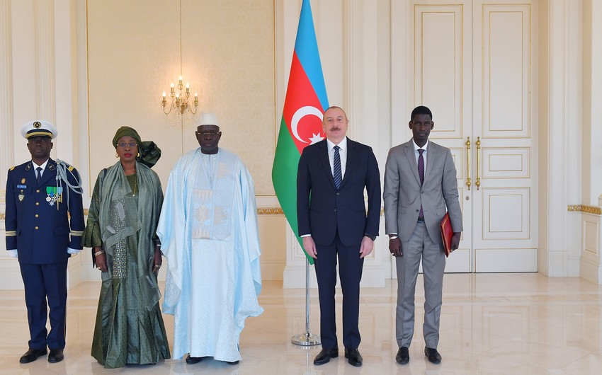 President of Azerbaijan accepts credentials of incoming ambassador of Senegal