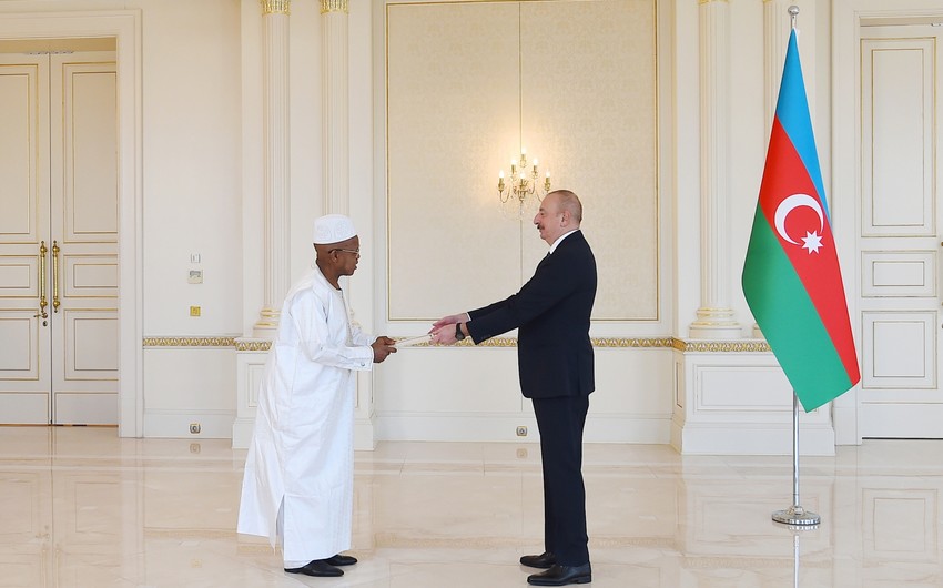 President of Azerbaijan Ilham Aliyev receives credentials of incoming ambassador of Sierra Leone