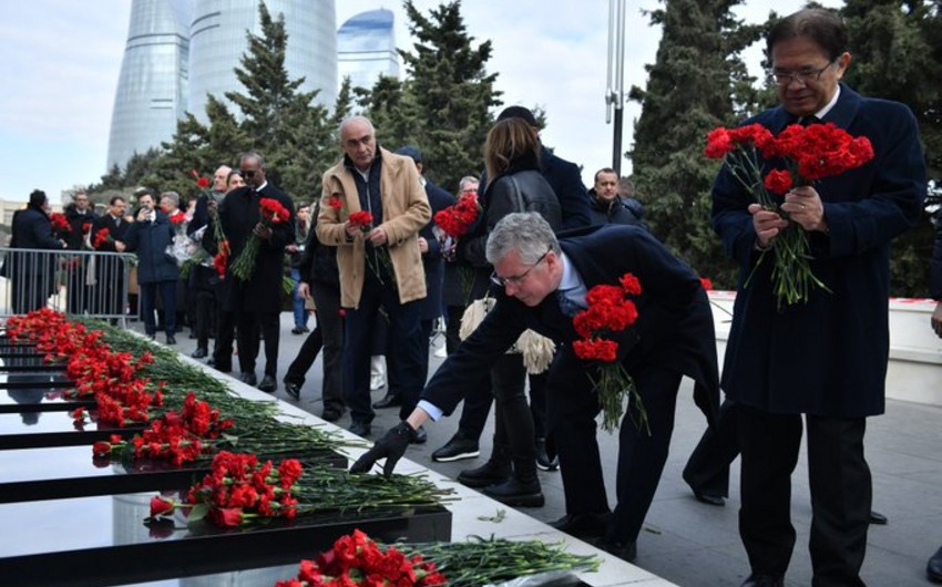 UK Ambassador offers condolences to Azerbaijan over January 20 tragedy