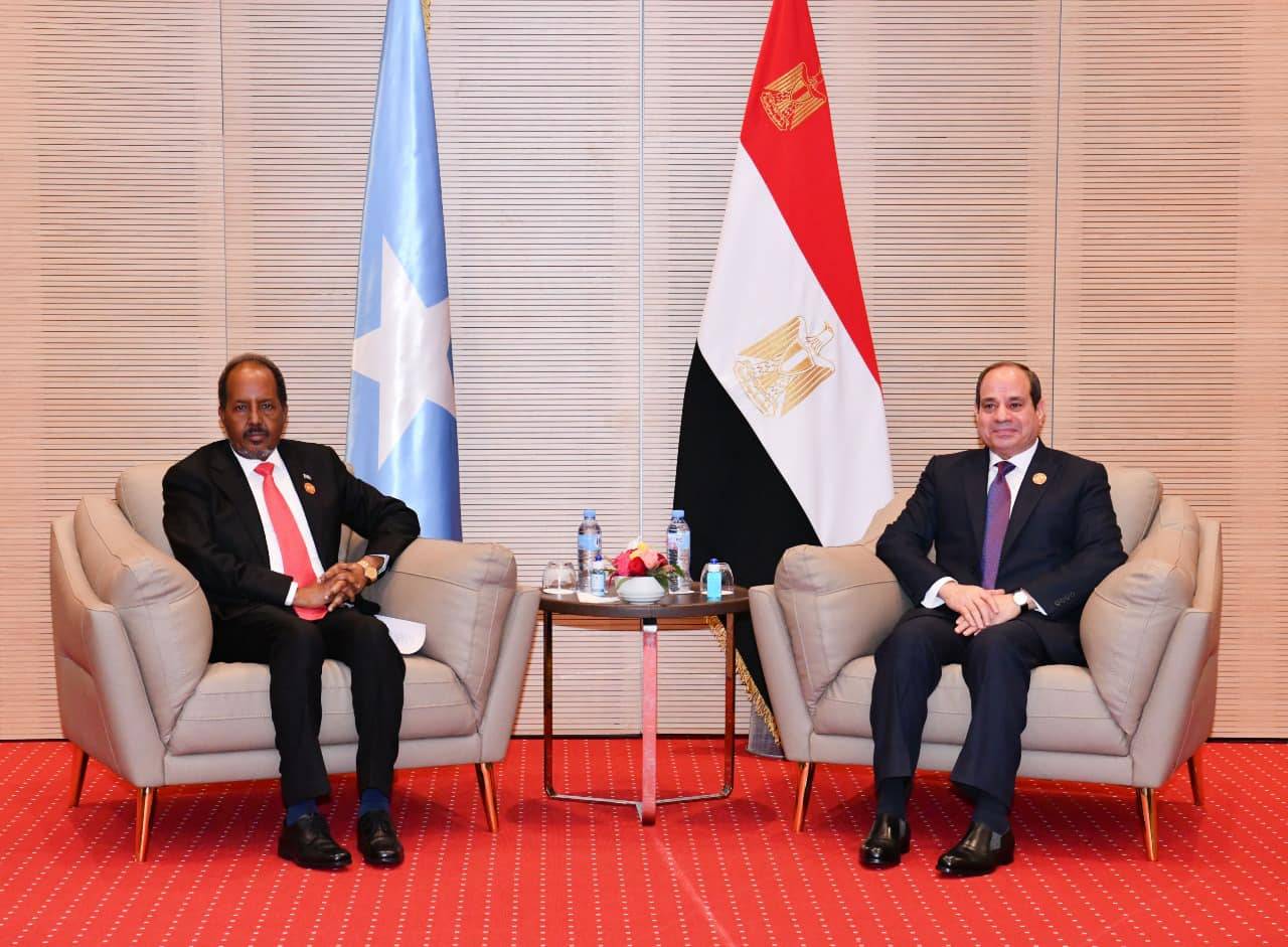 الدعم المصري للصومال لتحجيم تحركات إثيوبيا في البحر الأحمر