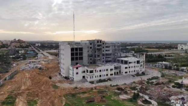 الجيش الإسرائيلي يدمر مبنى جامعة الإسراء في غزة