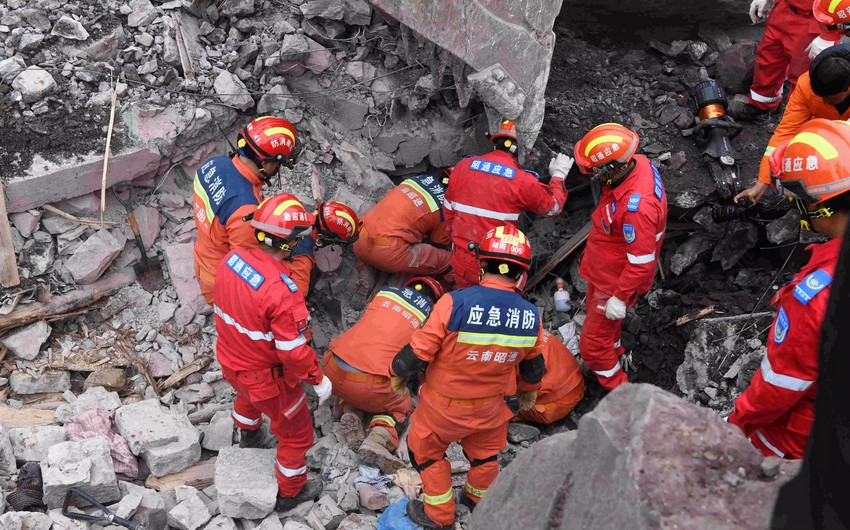 Death toll in China landslide rises to 11, rescuers still search for missing