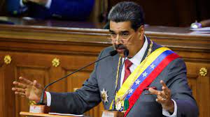 فنزويلا توقف 32 شخصا بين مدنيين وعسكريين بتهمة التآمر ضد مادورو