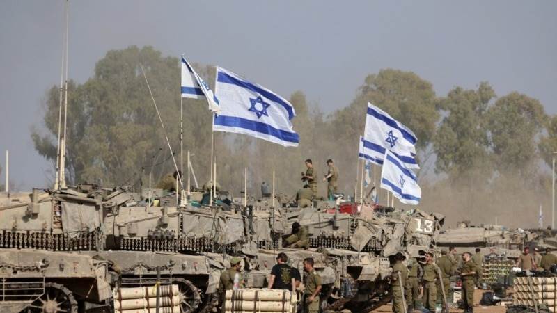 Israeli troops encircle Khan Yunis