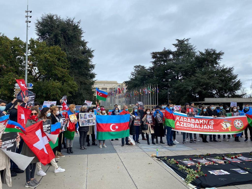 Azerbaijanis holding protest in Geneva