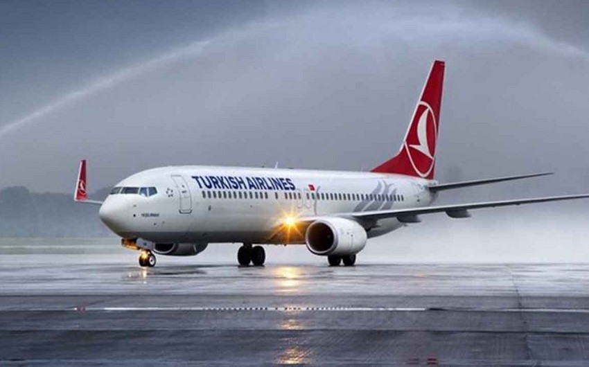 Turkish Airlines plane makes emergency landing due to lightning strike
