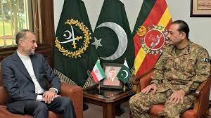 باكستان وإيران تتفقان على تعزيز التعاون الأمني