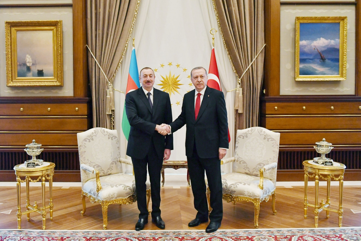Turkish, Azerbaijani Presidents hold phone talk UPDATED