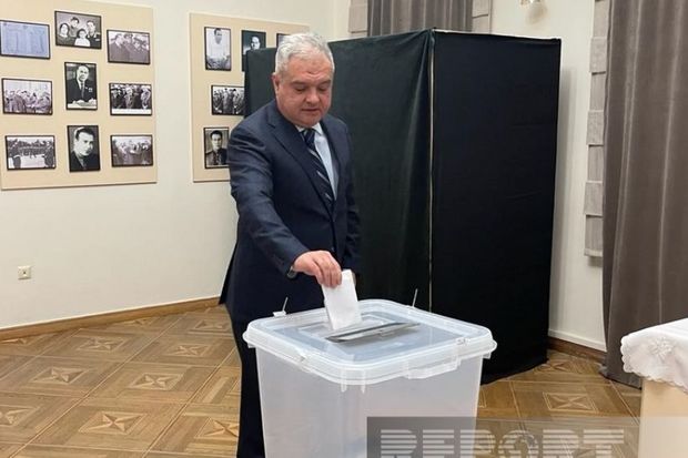 Batumidəki Baş Konsulluqda yaradılmış seçki məntəqəsində səsvermə başlayıb