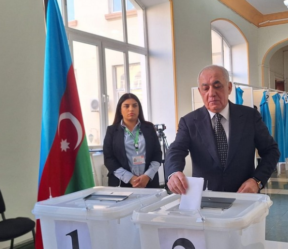 Azerbaijan's prime minister votes in presidential elections
