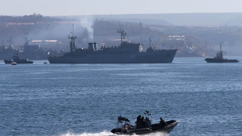 Governor: Black Sea Fleet HQ hit by Ukrainian forces