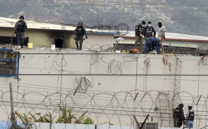 Colombia declares emergency in prisons after guard attacks