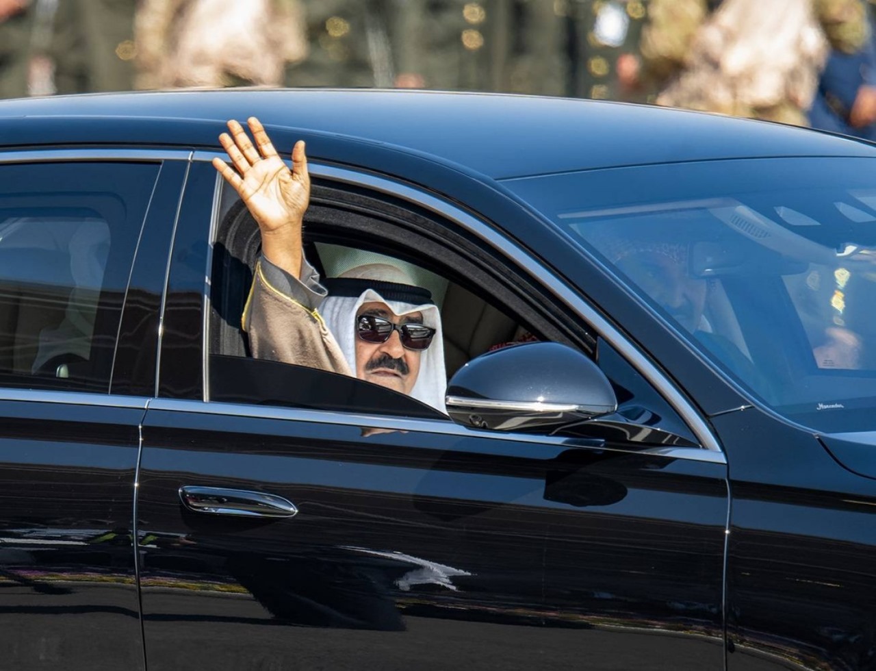 أمير الكويت يبدأ زيارة دولة إلى البحرين