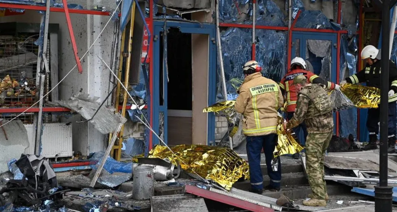 Attack on Belgorod shopping centre in Russia near border