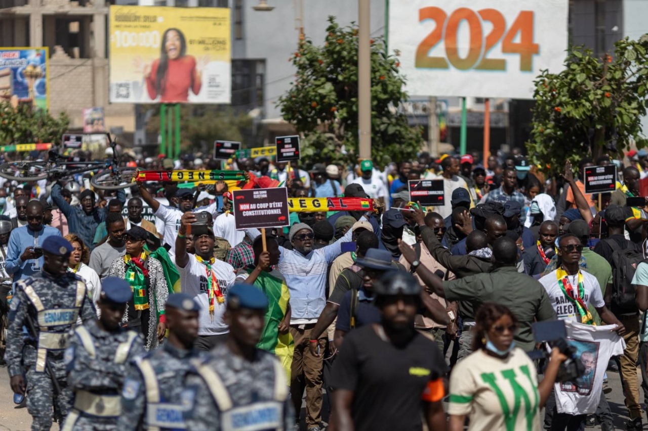 السنغال المعارضة تطالب بإجراء انتخابات الشهر المقبل