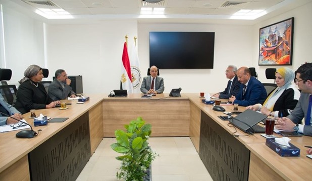 وزير الموارد المائية والري  المصري يتابع تعزيز التعاون مع الدول الإفريقية