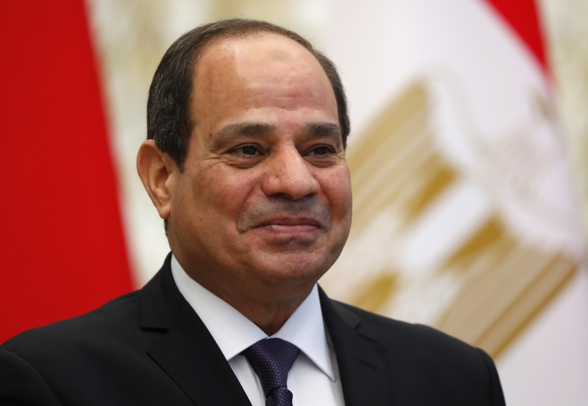 السيسي يتحدث عن الظروف الاقتصادية في مصر