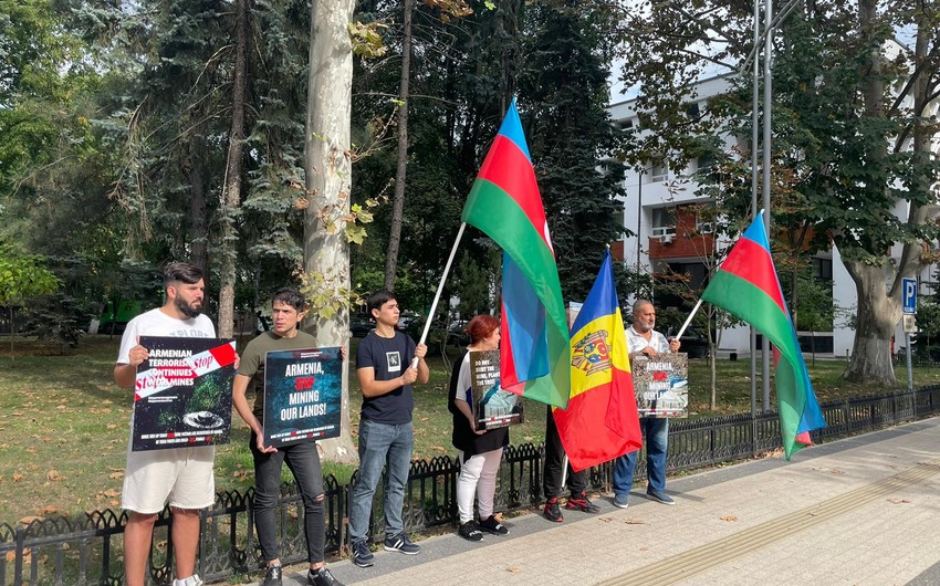 Moldova azərbaycanlıları BMT-nin Kişinyovdakı nümayəndəliyi qarşısında aksiya keçirib