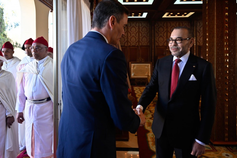 العاهل المغربي يشيد بموقف إسبانيا الداعم لمبادرة الحكم الذاتي