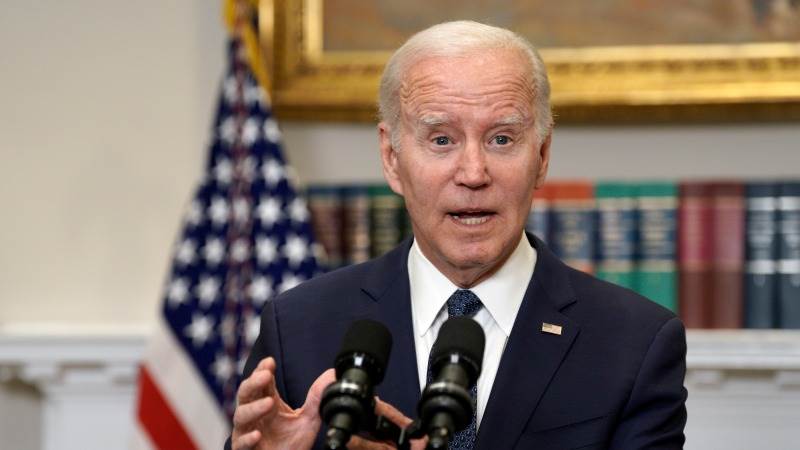 Biden blames possible shutdown on 'extreme Republicans'
