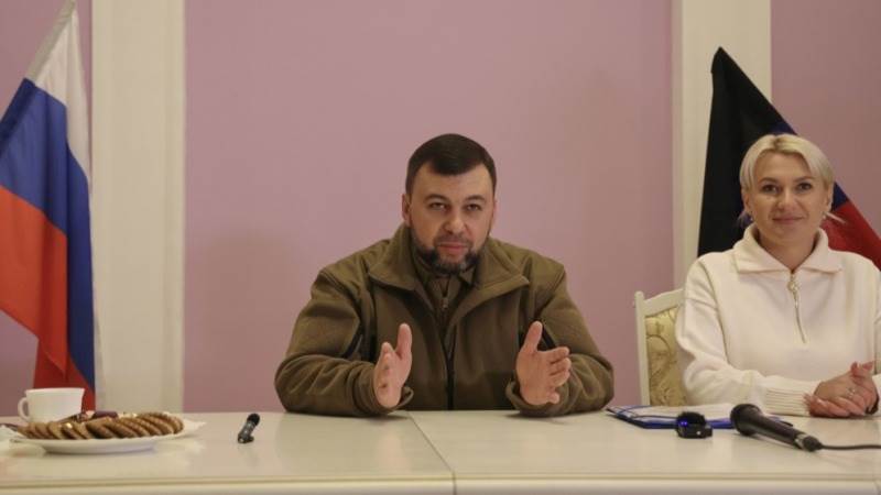 DPR leader imposes curfew in Donetsk