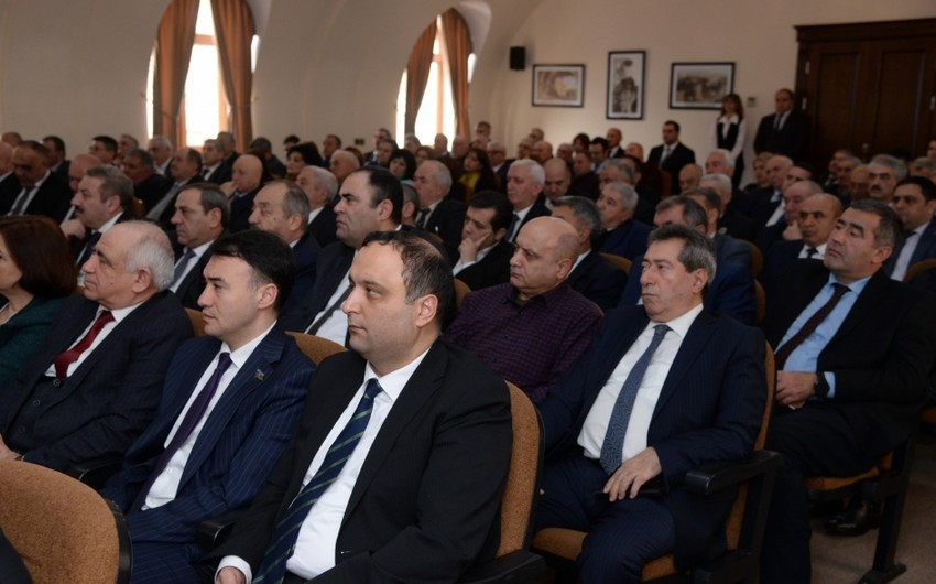1st meeting of community chairmen of districts and villages of Western Azerbaijan takes place