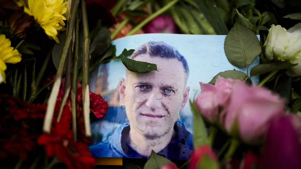 Navalny’s body handed over by authorities to mother