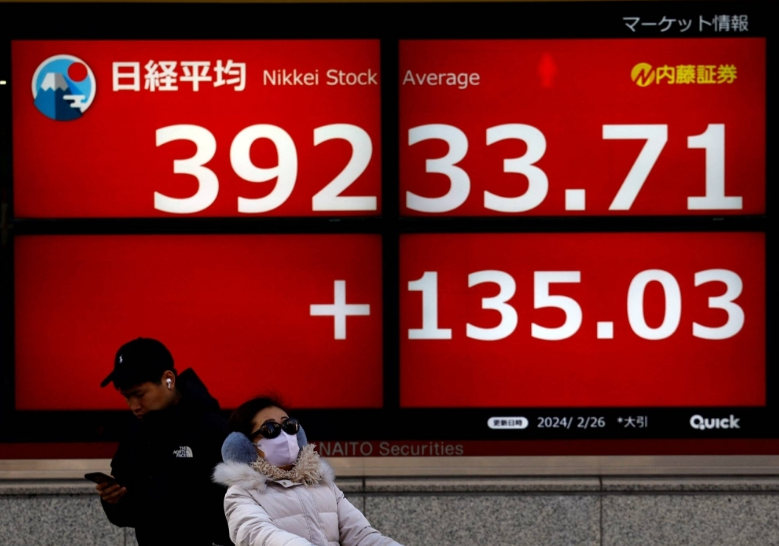 Japan’s Nikkei index sets record high for second consecutive day