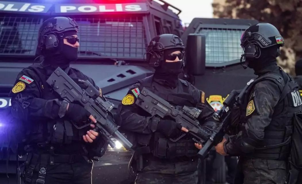 SON DƏQİQƏ: Polis əməliyyat keçirdi -19 silahlı HƏBS EDİLDİ