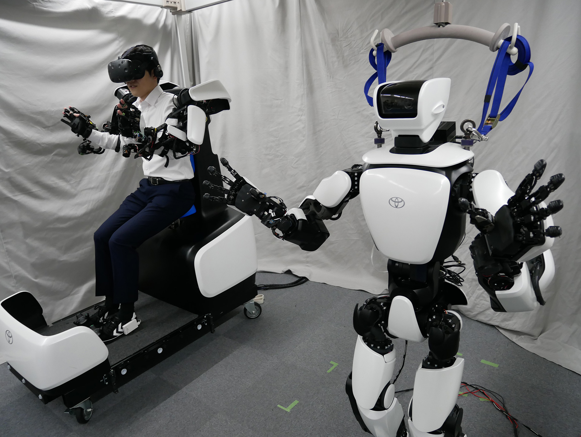 Toyotadan bir yenilik - Süni intellektli robotlardan istifadə olunacaq