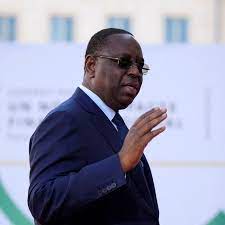 رئيس السنغال يؤكد تخليه عن السلطة في أبريل المقبل