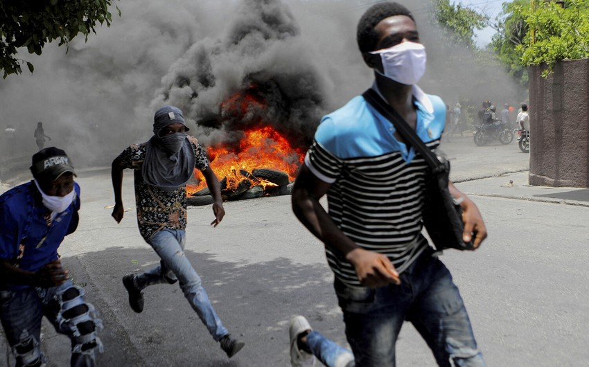 Hundreds of prisoners escape Port-au-Prince prison as violence escalates in Haitian capital