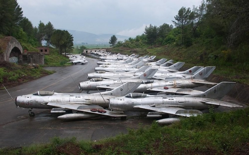 Albaniya keçmiş sovet aerodromunu NATO hava qüvvələrinin yerləşdirilməsi üçün açır