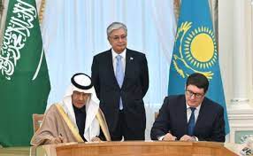 السعودية وكازاخستان توقعان برنامجاً في مجالات الطاقة المتجددة والابتكارات