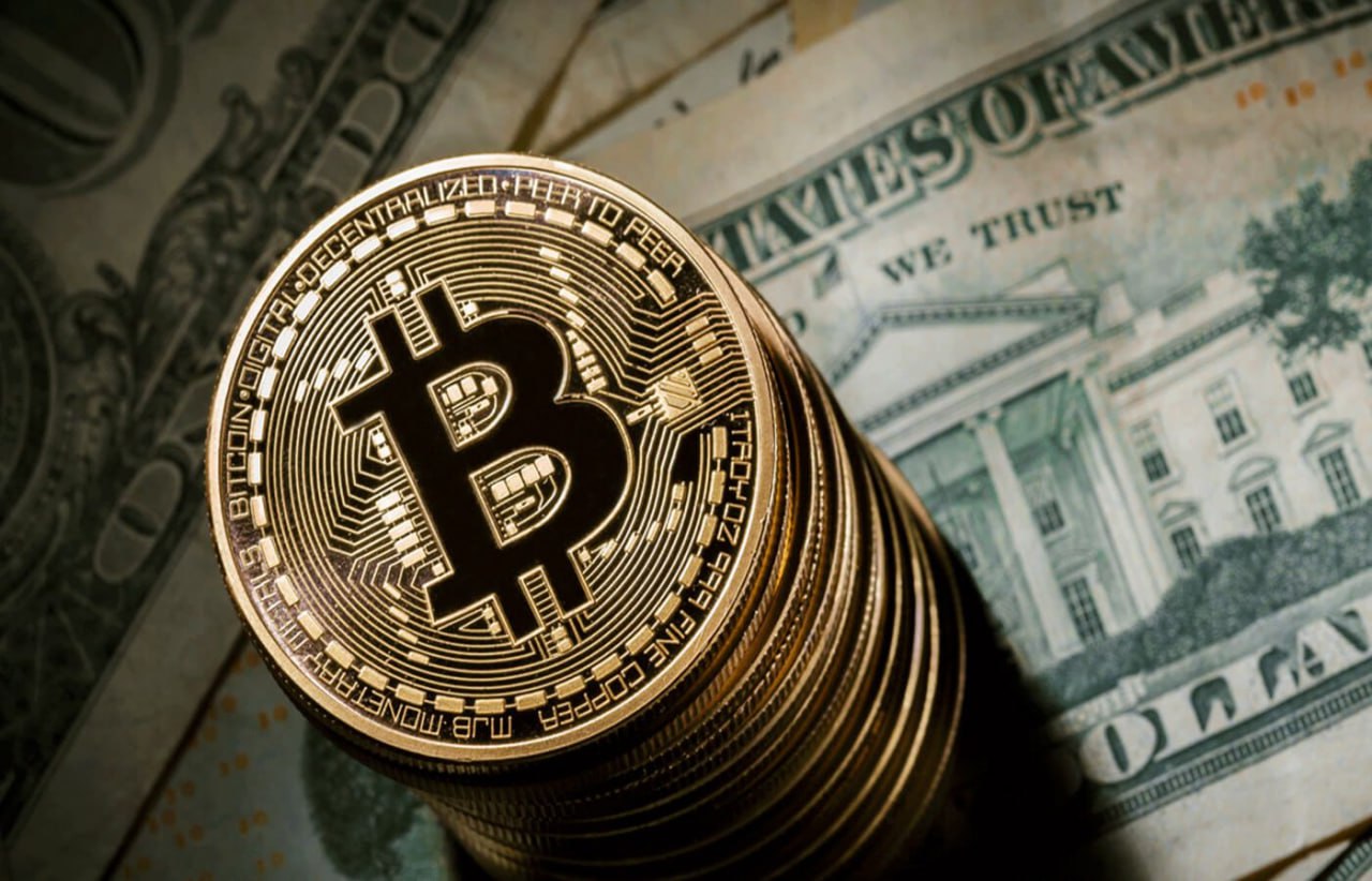 “Bitcoin”dən tarixi REKORD: Qiyməti ilk dəfə 71 min dolları keçdi
