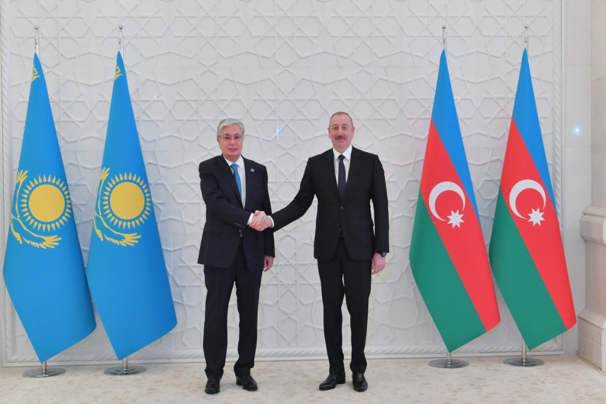 Presidents of Azerbaijan and Kazakhstan make press statements