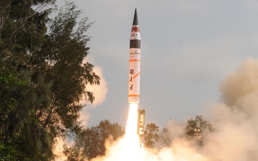 Hindistanlı alimlər “Agni-5” ballistik raketini uğurla sınaqdan keçiriblər
