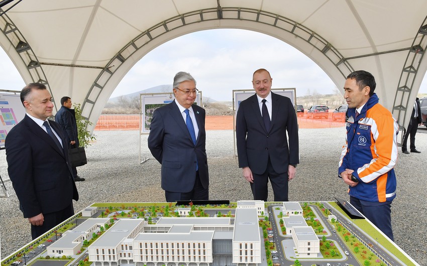 Azerbaijani and Kazakh presidents view project of Central District Hospital to be built in Fuzuli