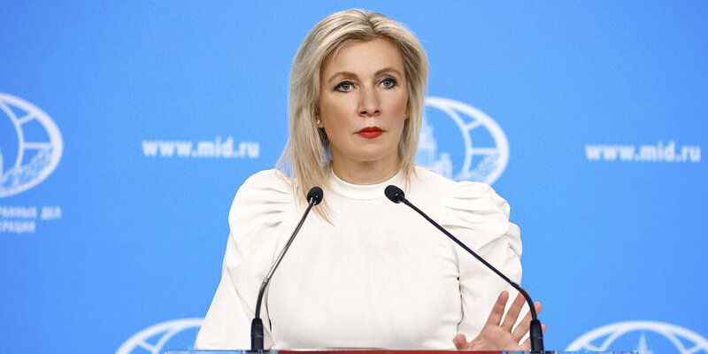 Захарова предложила США конфисковать имущество Зеленского для помощи Киеву
