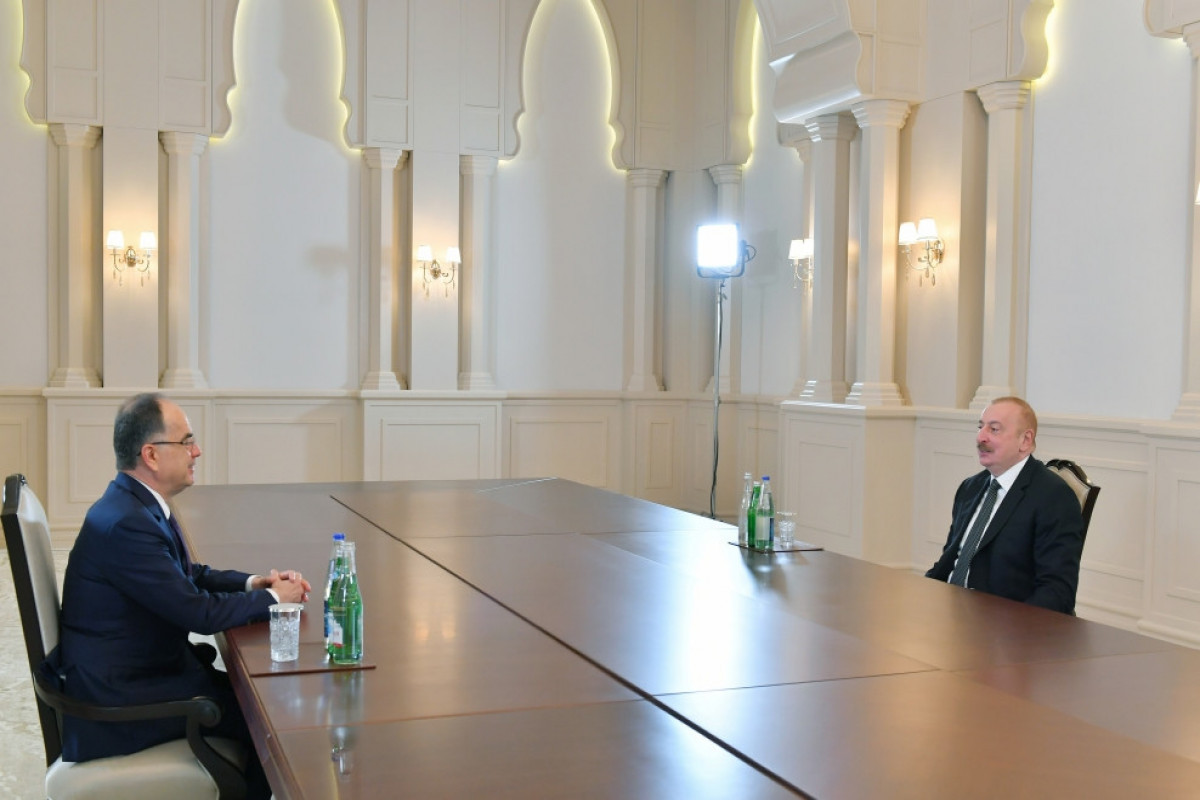 Президент Азербайджана встретился с Байрамом Бегаем
