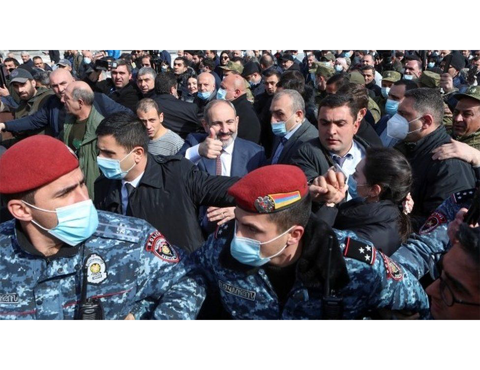 Угроза военного переворота в Армении... - Ишхан Вердиян КОММЕНТАРИЙ
