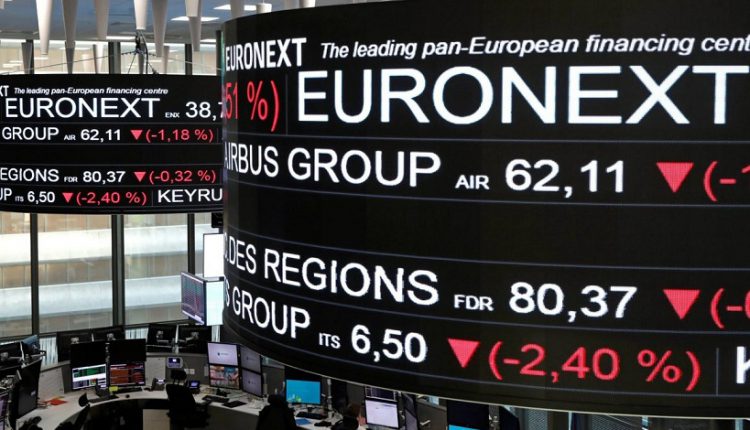الأسهم الأوروبية تستقر لكنها تتجه لتحقيق مكسب أسبوعي
