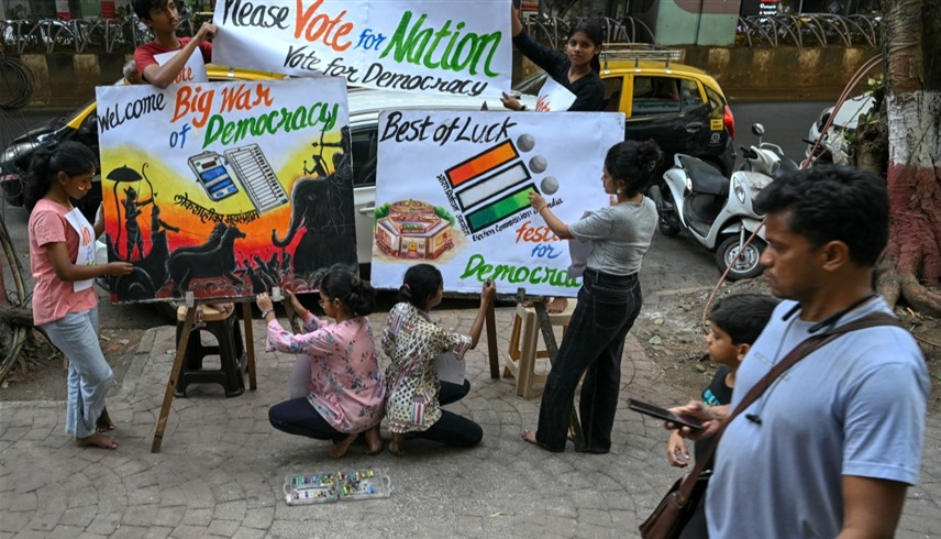 مليار هندي يصوتون بأضخم انتخابات عالمياً في أبريل