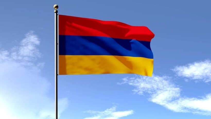 Мигранты из Карабаха уезжают из Армении - не вернулись 7825 человек
