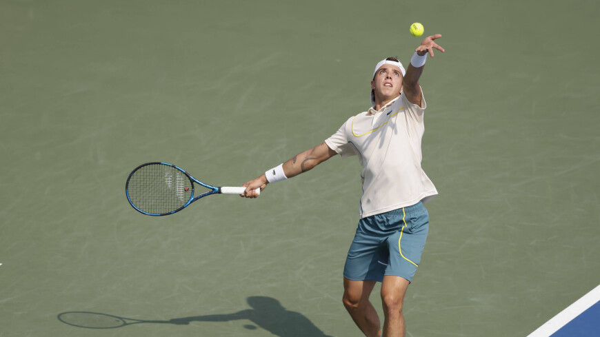 Теннисист потерял сознание из-за жары на турнире ATP в Майами