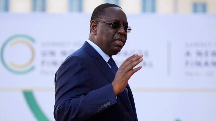 الرئيس السنغالي يدافع عن قراره بتأجيل الانتخابات الرئاسية