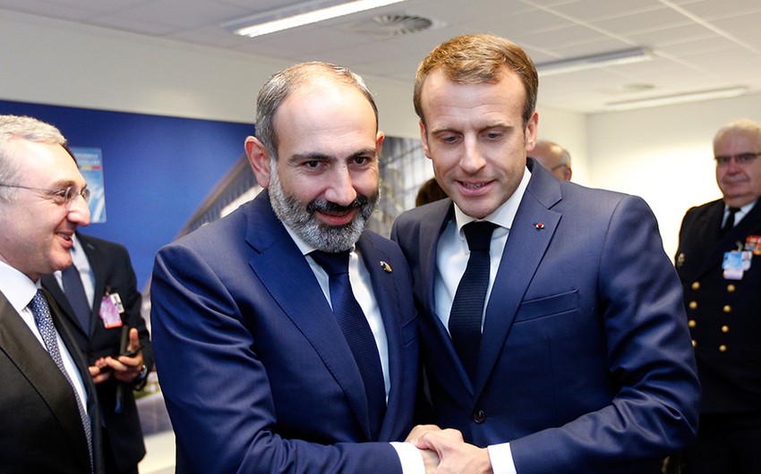 Macron, Pashinyan discuss Azerbaijan-Armenia peace